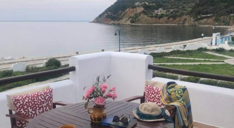 House with patio, private pool & yard | Suitable for remote work in Skopelos