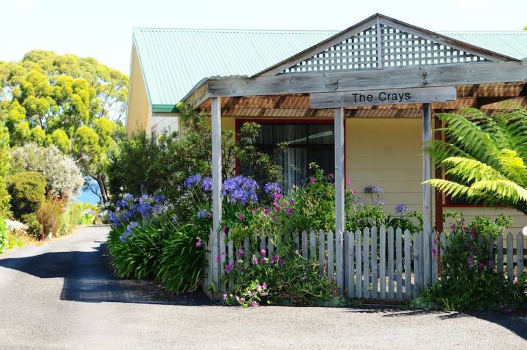 Apartment  Strahan