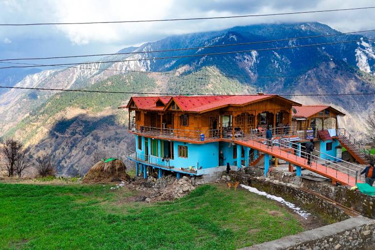 Sky Homestay at Dayara Bugyal Trek Point in Bhatwari