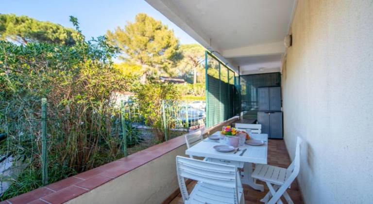 Rental apartment | Beach nearby | Pets allowed in Cavalaire-sur-Mer