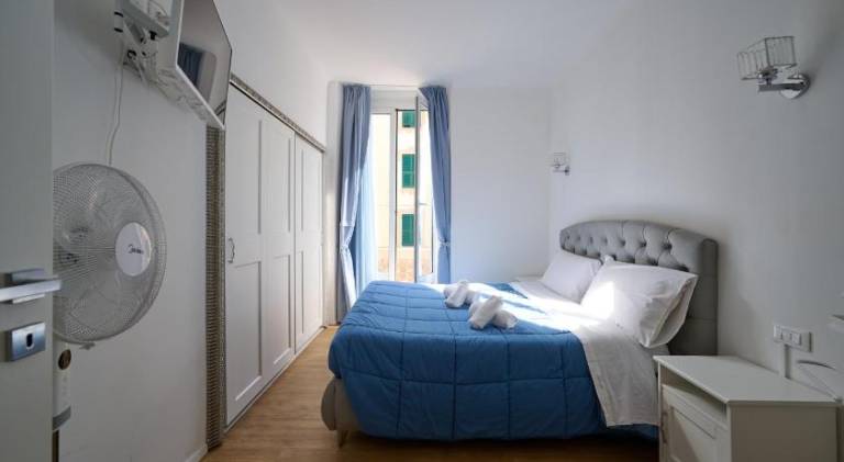 Holiday apartment with 1 room for 4 persons in Celle Ligure