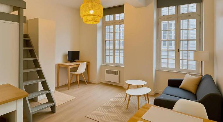 Apartment with 1 room for 2 persons in Rouen