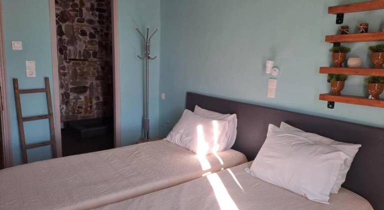 House with 2 rooms for 4 persons — photo 2