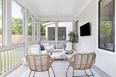 Vacation home with yard & grill — photo 4