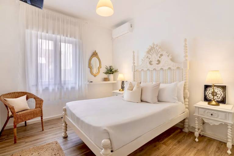 Caíque, Charme na Baixa de Olhão – Apartamento T3 com Ar Condicionado, Wi-Fi Rápido e Terraço - Perto dos Mercados, Restaurantes e Cais para as Ilhas — photo 3