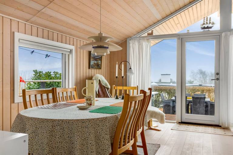 House with barbeque, yard & terrace | Sea view — photo 5