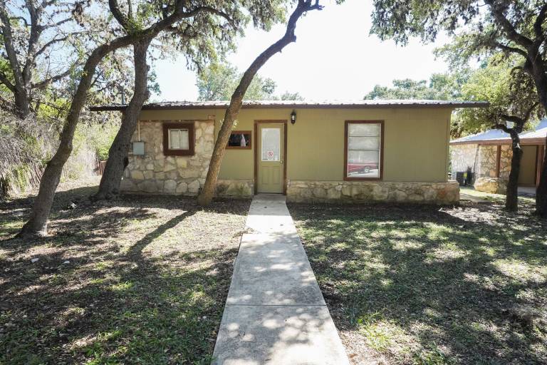 Cabin  Concan