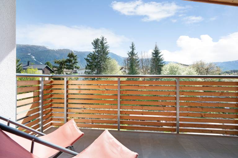 Holiday Apartment "Haus Mader 1" with Mountain View, Private Terrace & Wi-Fi — photo 2