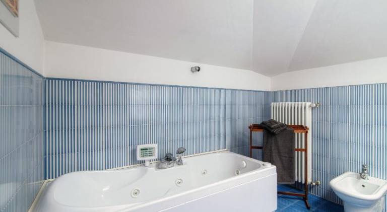 I D'A Charming Penthouse - LAKE VIEW- Como- House-130 mt-2 double bedrooms and 2 double bathrooms a — photo 4