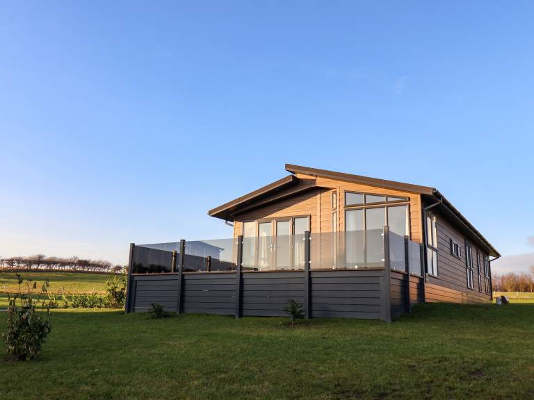 Fully equipped charming cottage with garden | Beach view | Dogs allowed — photo 2