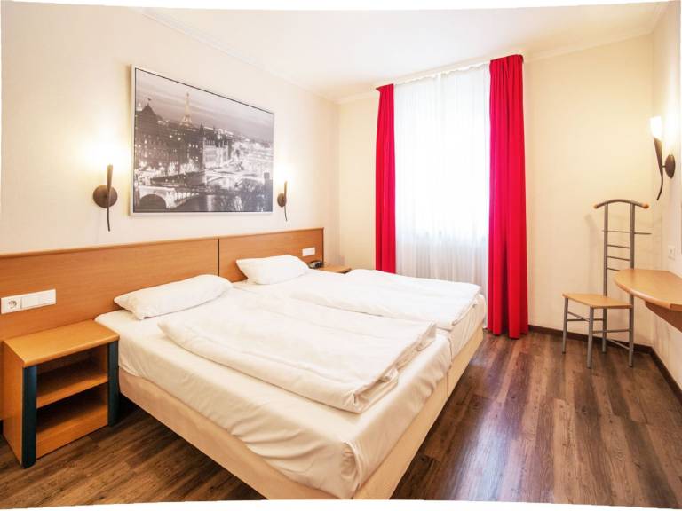 Komfortplus Ferienwohnung mit 1 Schlafzimmer und Balkon im Obergeschoss — photo 3
