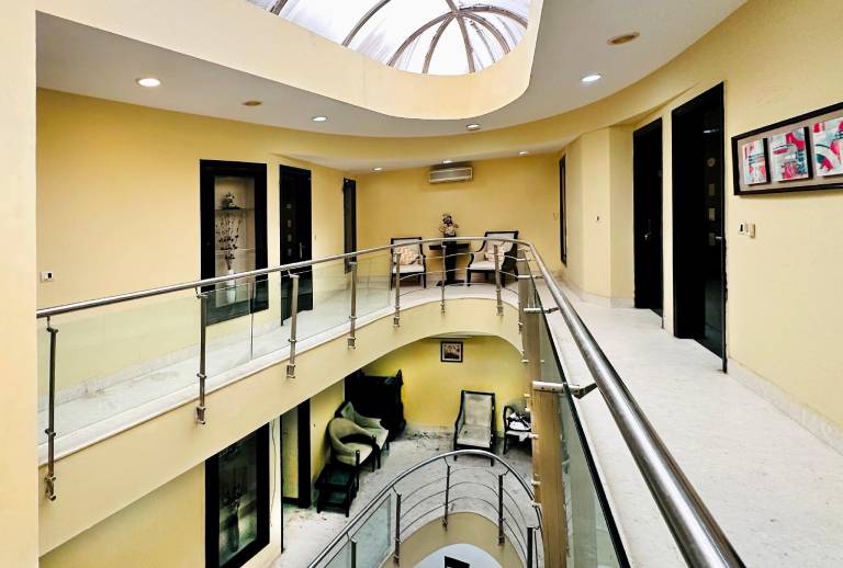 Posh Suites-Golf Course Road — photo 2