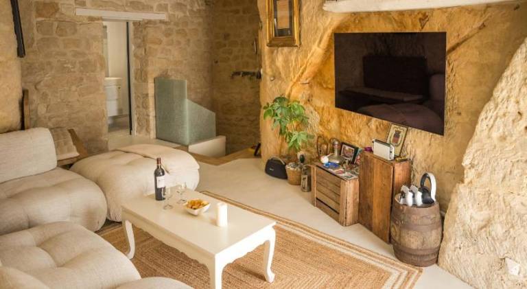 Holiday apartment with jacuzzi — photo 2