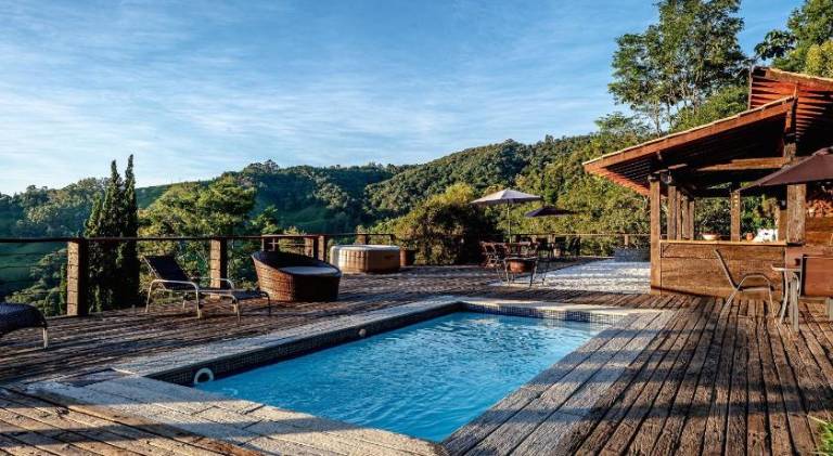 Chalet with BBQ, pool & garden in Campos