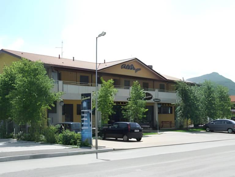 Albergo Shine in Acqualagna