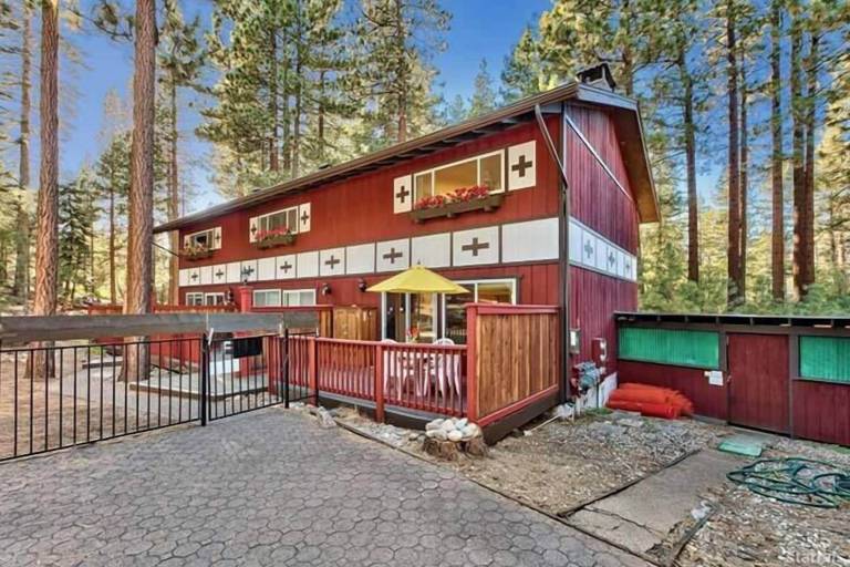Cabin Stateline