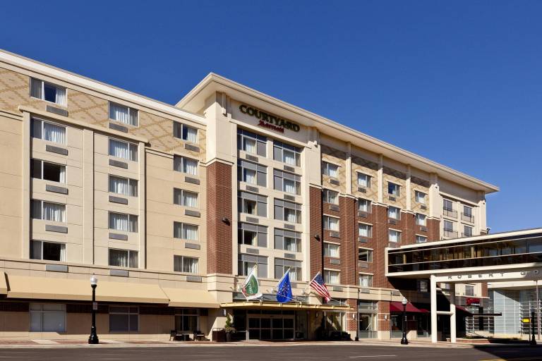 Courtyard by Marriott Fort Wayne Downtown at Grand Wayne Convention Center