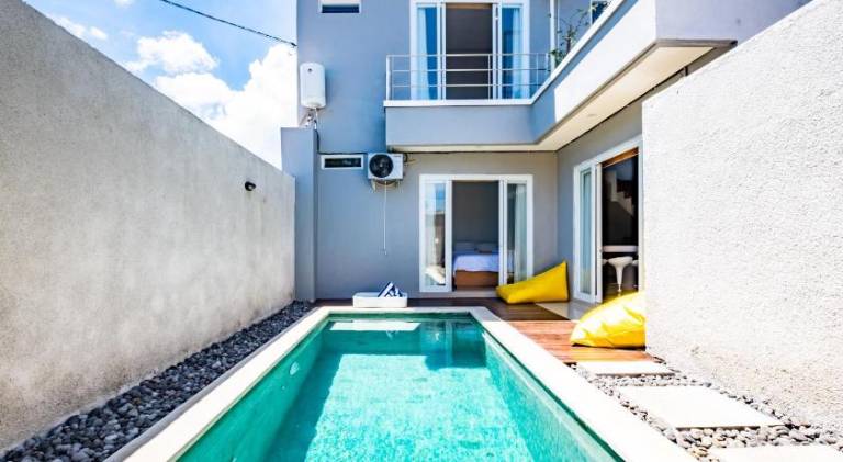 Villa with pool in Pecatu