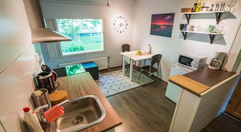 House with 2 rooms for 4 persons — photo 3