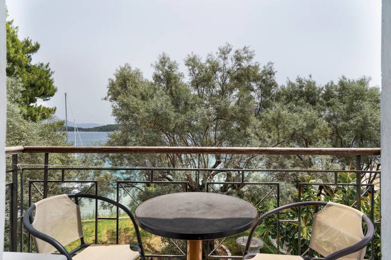 Apartment 'Diamerisma 2ari B' with Sea View, Wi-Fi and Air Conditioning in Lefkada