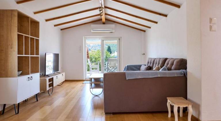 Apartment with garden & terrace | Pets allowed — photo 3