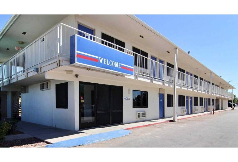 Motel 6 Carlsbad, NM — photo 4