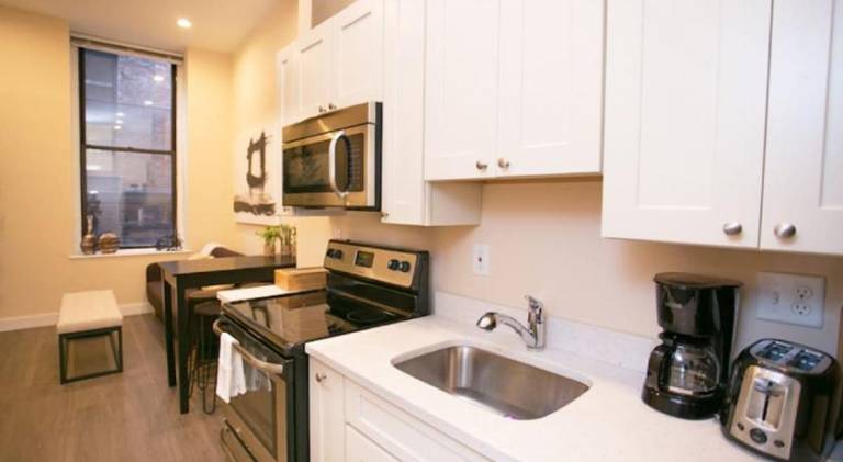 Charming holiday apartment | Near Faneuil Hall | Perfect for remote work | Dogs allowed — photo 3