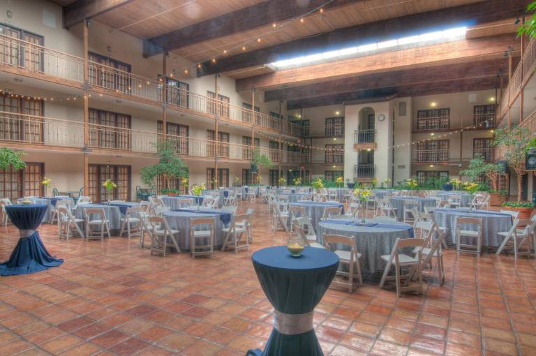 MCM Elegante Suites Abilene — photo 4