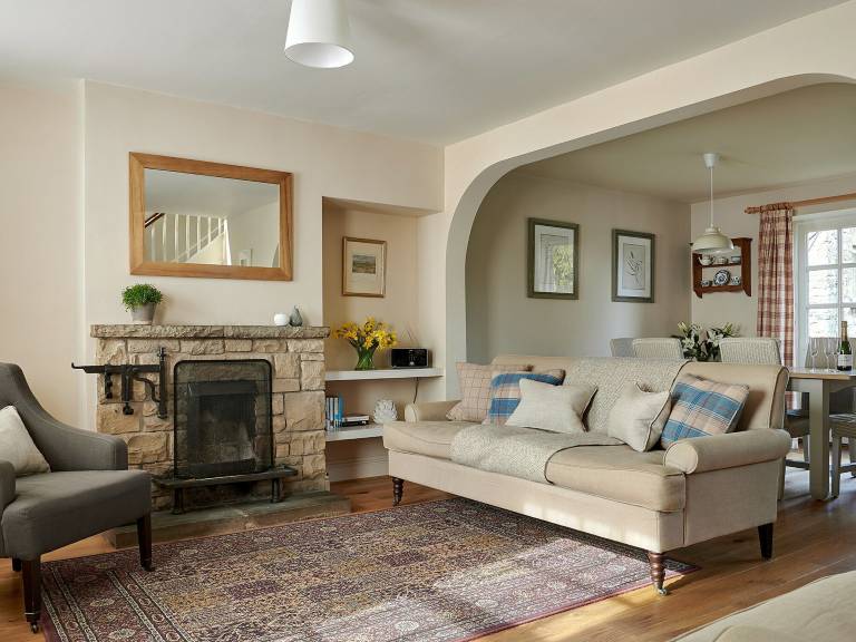 Cottage Pickering