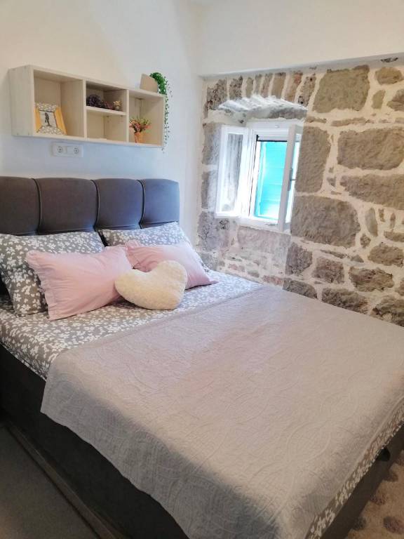 Luxury stone house near National Park Paklenica — photo 2
