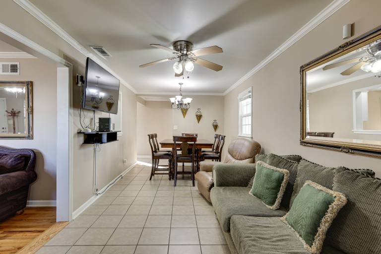 2 Mi to Downtown Savannah: Dog-Friendly Home! — photo 5