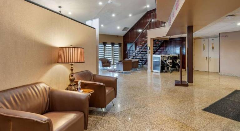Best Western Marquis Inn & Suites — photo 5
