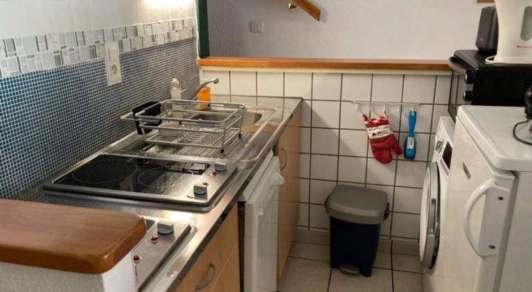 Holiday apartment with patio, barbeque & private pool | Next to the beach | Pets allowed in Collioure