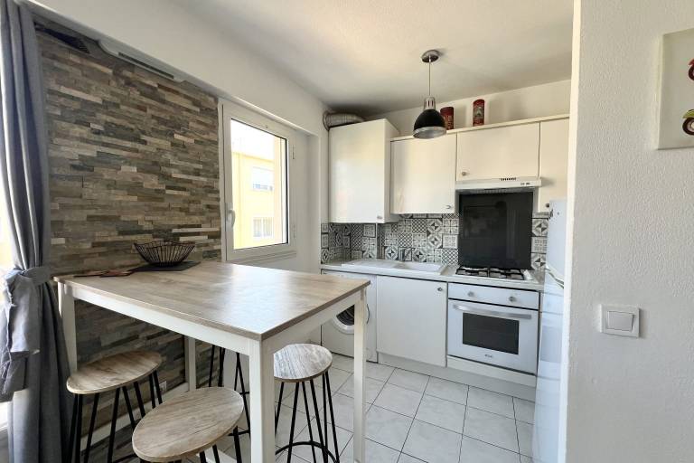 Holiday apartment with 1 room for 4 persons — photo 5