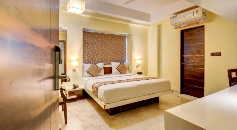 HOTEL DEEPALI EXECUTIVE — photo 2