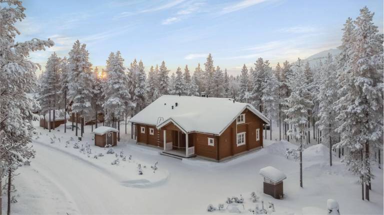 Villa Aurora with spectacular views to Pyh fell in Pelkosenniemi