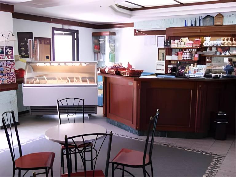 Hotel Food & Drink in Altomonte