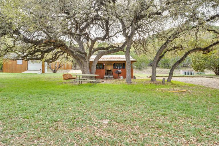 'Cabana Luna' Cabin w/ Deck, Swing & Fire Pit! in Uvalde, TX
