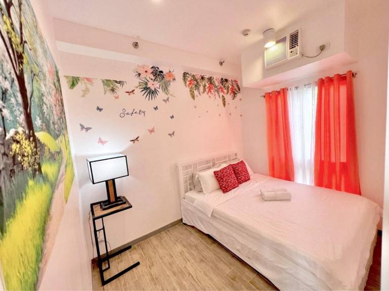 Apartment with pool in Tagaytay