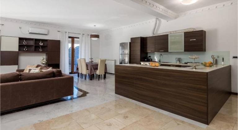 Vacation home with 4 rooms for 8 persons — photo 2