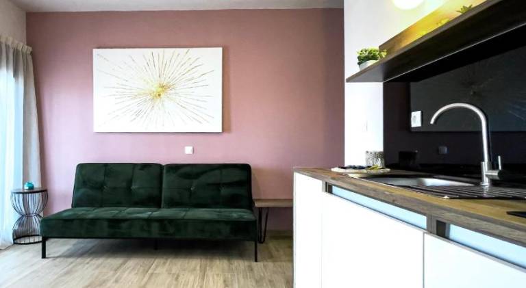 ATHONITE all seasons luxury suites — photo 2