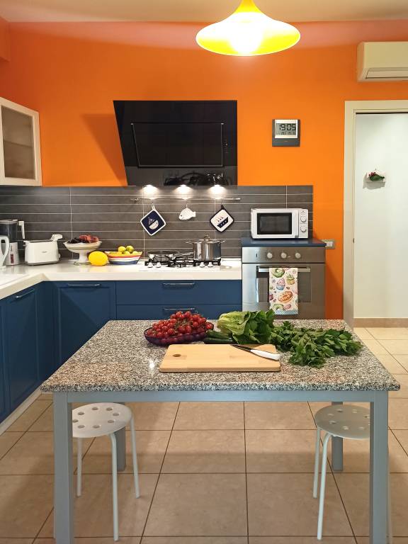 Children-friendly villa with barbecue, terrace & private pool | Garden view | Pets are welcome — photo 5