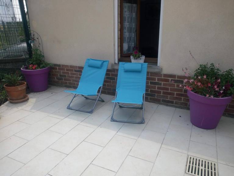 House with patio | Pets are welcome in Calais