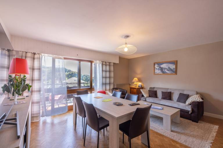 Child-friendly holiday apartment with patio & fast internet | Mountain view | Ski nearby | Suitable for remote work | Dogs allowed — photo 2