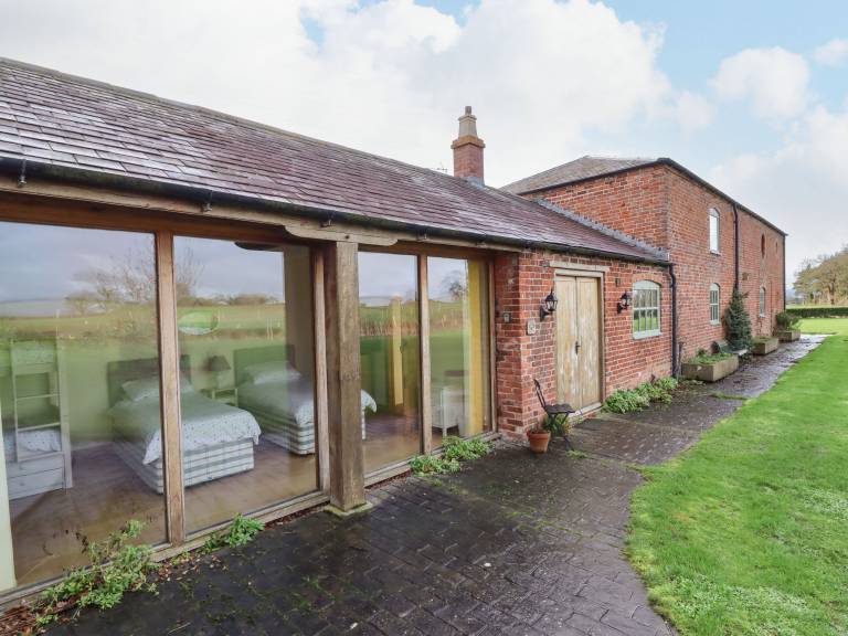 Cottage  Ellesmere