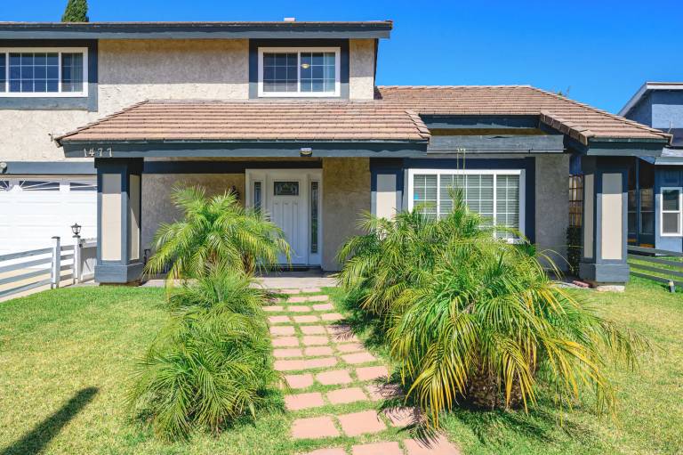 House  Corona