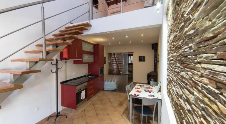 House with patio, barbeque & pool — photo 2