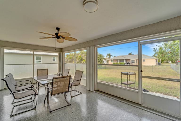Modern Comfort: 3BR/2BA Home in Port Charlotte — photo 5