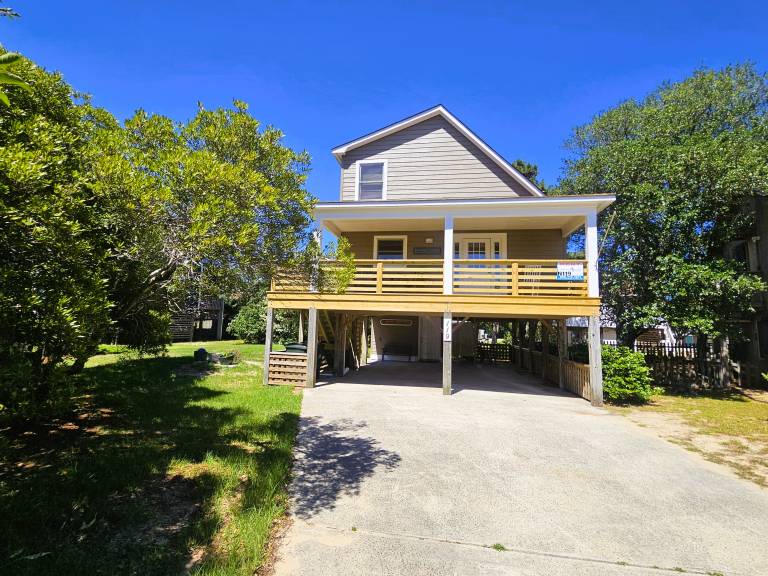N119- Near the Beach, 3BRs, Sun Deck, WIFI & 1400 Feet to Life-guarded Beach! — photo 2