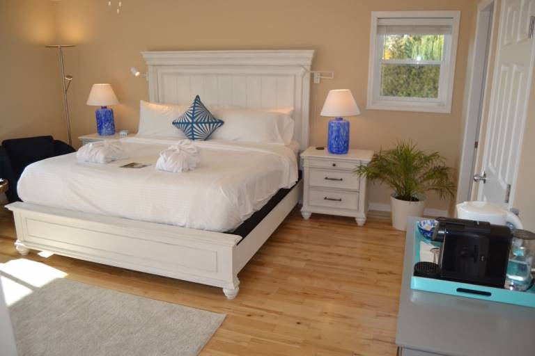 Bed and breakfast  Peachland